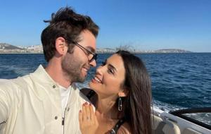 Özge Yağız ve Burak Berkay Akgül Karadağ’da Tatil Yapıyor! Aşk Dolu Paylaşımlar Geldi