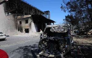 İzmir'deki yangında galericiler sitesinde hasarın boyutu ortaya çıktı
