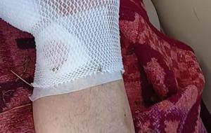 Aslanın pençesinden kurtulan Süleyman Kır dehşeti anlattı: Baldırımı ısırdı boynunu sıktım