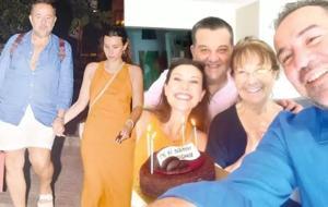Ata Demirer, Yeni Yaşını Sevgilisi Dilara Alemdar ile Kutladı