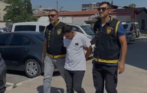 Kapkaççılar, Esra'ya dehşeti yaşattı: 6 bin TL’lik çanta için metrelerce sürüklediler!