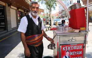Diyarbakır’da sıcakların kurtarıcısı: Meyan kökü şerbeti