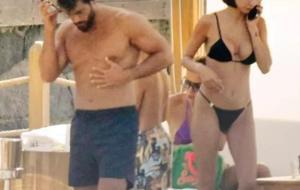 Can Yaman ve Sevgilisi Sara Bluma’dan Romantik Bodrum Tatili