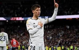 Kolombiyalı gençler Türk futbolculara selam çaktı!