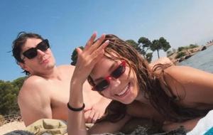 Ebru Şahin’den Olay Yaratan Bikinili Paylaşım! Çeşme Tatili Büyüledi