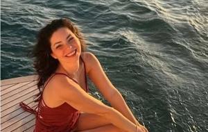 Merve Boluğur'un Tatil Pozları Gündem Oldu! Kusursuz Fiziğiyle Beğeni Topladı