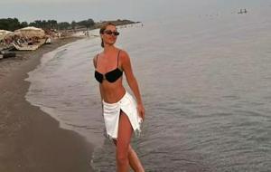 Derya Uluğ’un Tatil Paylaşımları Büyüledi!