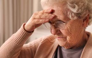 SESSİZCE GELEN ZİHİNSEL EROZYON! Her 3 Saniyede 1 Kişi Demans Tanısı Alıyor! Alzheimer ve Demans'ta En Önemli 2 Risk Faktörü