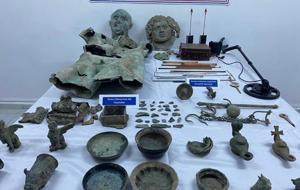 Bayburt’ta 156 adet tarihi eser ele geçirildi