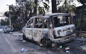 Çanakkale Güzelyalı'daki yangın havadan görüntülendi: Villalar ve otomobiller küle döndü