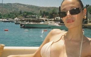 Sümeyye Aydoğan'dan Cesur Tatil Paylaşımı!