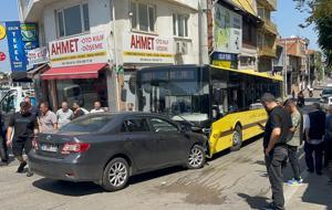 Bursa'da halk otobüsü ile otomobil çarpıştı: 1'i çocuk 5 yaralı