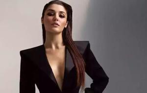 Hande Erçel’in Joy Awards paylaşımı Paris Hilton’un da radarına girdi!