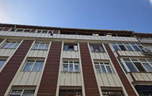  Tartıştığı babasının boğazını keserek öldürdü