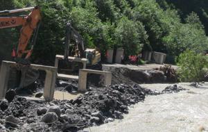 Artvin’de selin izleri: Muratlı Barajı çamur ve atık doldu