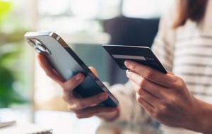 CEBİNİZİ SESSİZCE ERİTİYOR! Cüzdanınızdan Paraları Habersiz Çeken 10 ABONELİĞE DİKKAT! Çoğu Kişi Farkında Bile Değil...