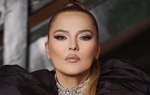 Demet Akalın’dan nostalji dolu paylaşım! Fotoğraftaki ünlü isim şaşırttı