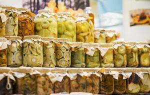 Kütür Kütür Turşunun Sırrı SİRKE Mİ, LİMON MU? Cevabı Bu Tarifte Saklı! Turşu Nasıl Kurulur? Lezzetli Turşunun Püf Noktaları