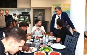 Beşiktaş’ta Fenerbahçe derbisi öncesi moral yemeği