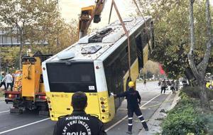 Beşiktaş'ta İETT otobüsü kaldırıma çıktı: Kalp krizi geçiren şoför hayatını kaybetti