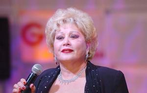 Muazzez Abacı'ya Hüzünlü Veda: TRT Ankara Radyosu’nda Duygusal Tören