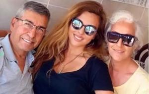 Aslı Hünel Anne Ve Babasının Mezarını Ziyaret etti! 'Çok Özledim'