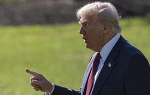 Epstein sorusu Trump'ı kızdırdı: Sessiz ol domuzcuk