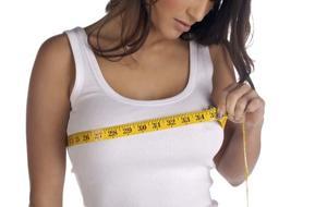 Meme Büyütme Ameliyatları Emzirmeye Engel mi?