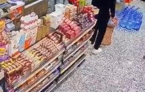  Kafa atıp, yumrukladı