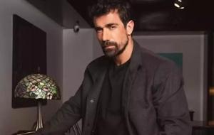 İbrahim Çelikkol Dubai’de Ödül Aldı! Sahnede Eşine Aşkını Haykırdı