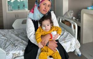 SMA'lı Kerem'in annesi: Oğlumu kardeşlerine kavuşturun