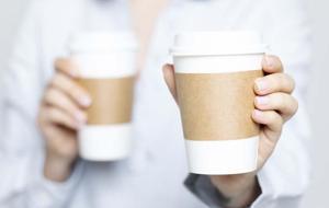 PLASTİK İÇEREN 10 ÜRÜN! Neredeyse Her Gün Kullanıyoruz! Sakızdan Ruja, Karton Bardaktan Şampuana... Hormonları Etkiliyor, Kanseri Tetikliyor