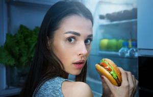 Küresel Halk Sağlığı Problemi: Metabolizmadan Ruh Sağlığına Kadar Her Şeyi Etkiliyor! Gençler İçin Sessiz Tehdit