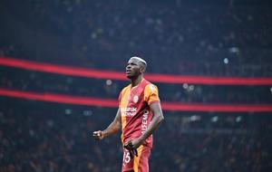 Victor Osimhen'in peşindeki dev kulüp belli oldu! Galatasaray'dan rekor fiyat...