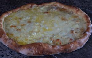 Rize'nin Nesilden Nesile Aktarılan Eşsiz Lezzeti! İçine Konulan Peynirden Tereyağına Her Şey Doğal... Tadan Bir Daha İstiyor