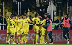 Fenerbahçe'nin net galibiyeti sonrası övgü: Konya’nın girdaptan çıkamaması, anafora teslimiyeti