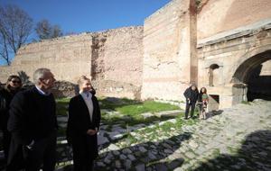 Eski Almanya Cumhurbaşkanı Wulff, İznik'i ziyaret etti: Beni derinden etkiledi