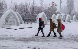 BUGÜN OKULLAR TATİL Mİ? 23 Aralık 2025 Salı Valilikten Açıklama Geldi Mi? Okullar Tatil Edildi Mi, Hangi İllerde?