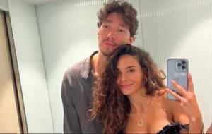 Ebru Şahin’in Alyansı Evde Kaldı! Cedi Osman’ın Yüzük Takıp Takmadığı Soruldu