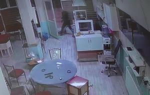 3 aydır yanında taşıyordu! 71 yaşındaki adama dehşeti yaşattılar