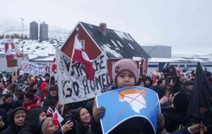 Grönland ve Danimarka ayakta: Satılık değiliz! Trump'ın son hamlesi gerilimi tırmandırdı: Binlerce kişi sokaklara döküldü...