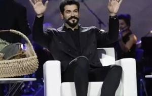 Burak Özçivit Joy Awards’ta neden yok? “Kara liste” iddiası magazini karıştırdı