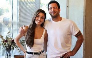 Hande Erçel ile Barış Arduç, Joy Awards sonrası İstanbul’a döndü