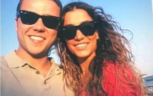 Tolga Sarıtaş ve Ailesiyle Mutlu Anlar: Yürüyüş Pozları Gündem Oldu