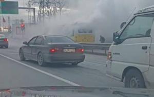 İETT otobüsünde çıkan yangın söndürüldü