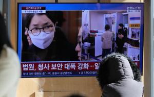 Güney Kore'de eski First Lady Yoon'a 20 ay hapis cezası