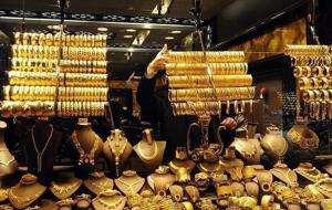 SON DAKİKA: GRAM ALTIN 8 BİN TL'Yİ GEÇTİ! 'Satış' mı 'Alış' mı zamanı?