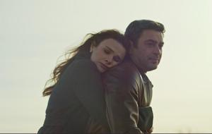 ‘UZAK ŞEHİR’ YİNE NEFES KESTİ! PAZARTESİNİN ADRESİ UZAK ŞEHİR