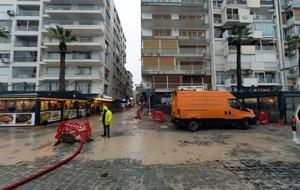 Sarı kodlu uyarı yapılmıştı! İzmir yine sele teslim oldu