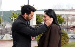 Güller ve Günahlar'da Yeni Sorular! Gizem Derinleşti, Reytinler Fırladı